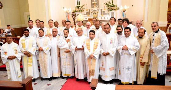 Padres da Diocese de Juazeiro renovam promessas junto ao Bispo