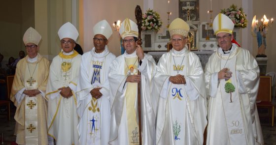 Celebração marca o Jubileu de Prata Sacerdotal do nosso Bispo diocesano Dom Beto Breis