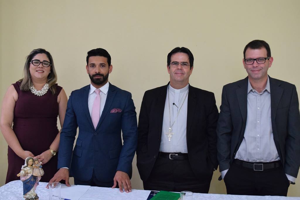 Karol Medeiros, Sebastião Leite, Dom Beto Breis e Hugo Cisneros (da esquerda para a direita)